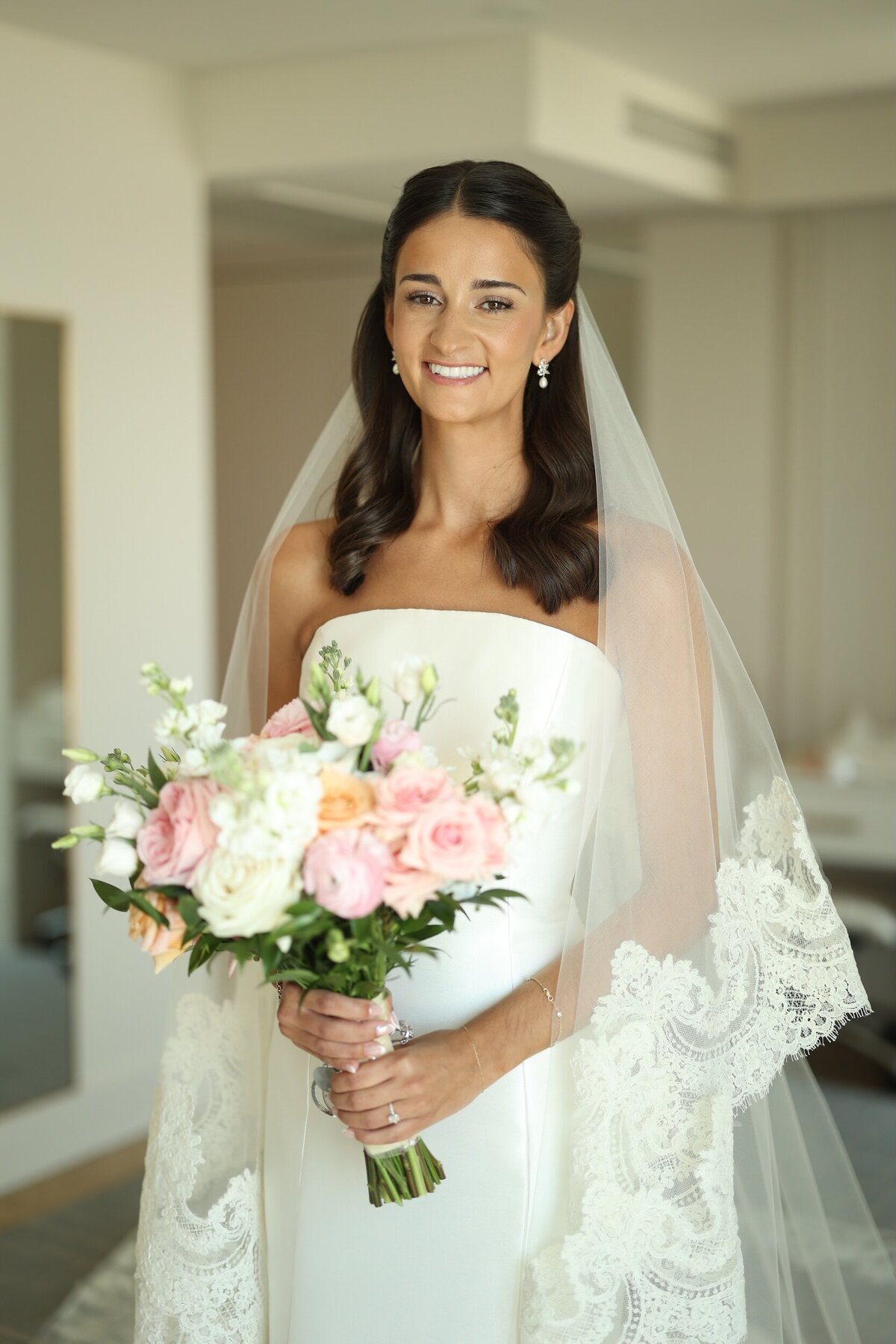 bridal-portrait-wedding-day