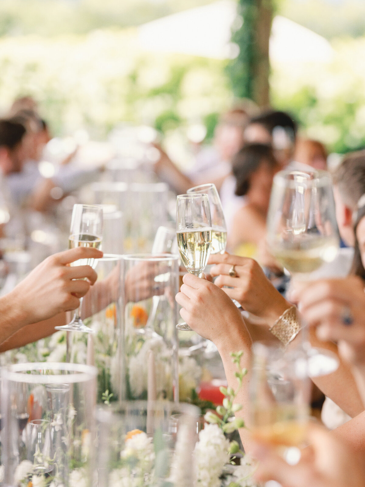 the-orchard-wedding-photos-by-the-tenneys-photography-in-hood-river-oregon-27