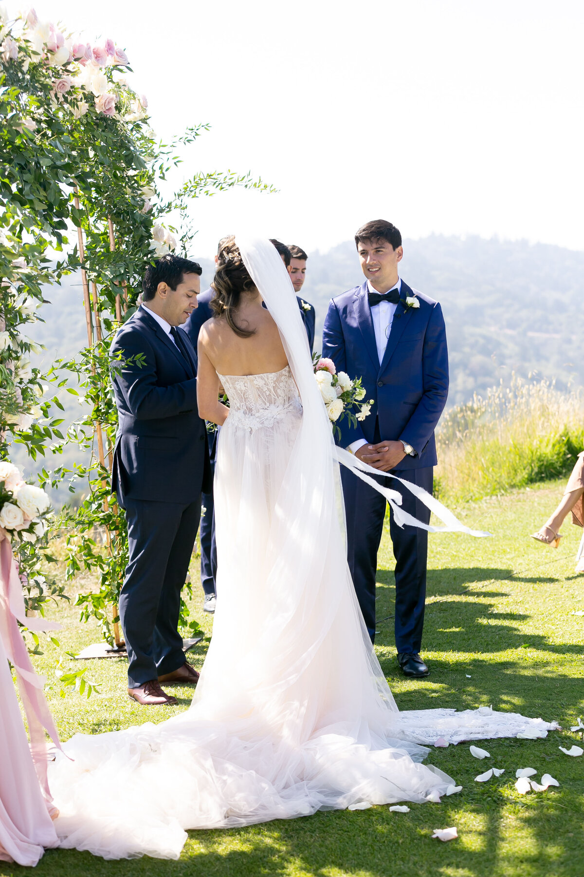 california-golf-course-redwoods-summer-wedding-ahp-33