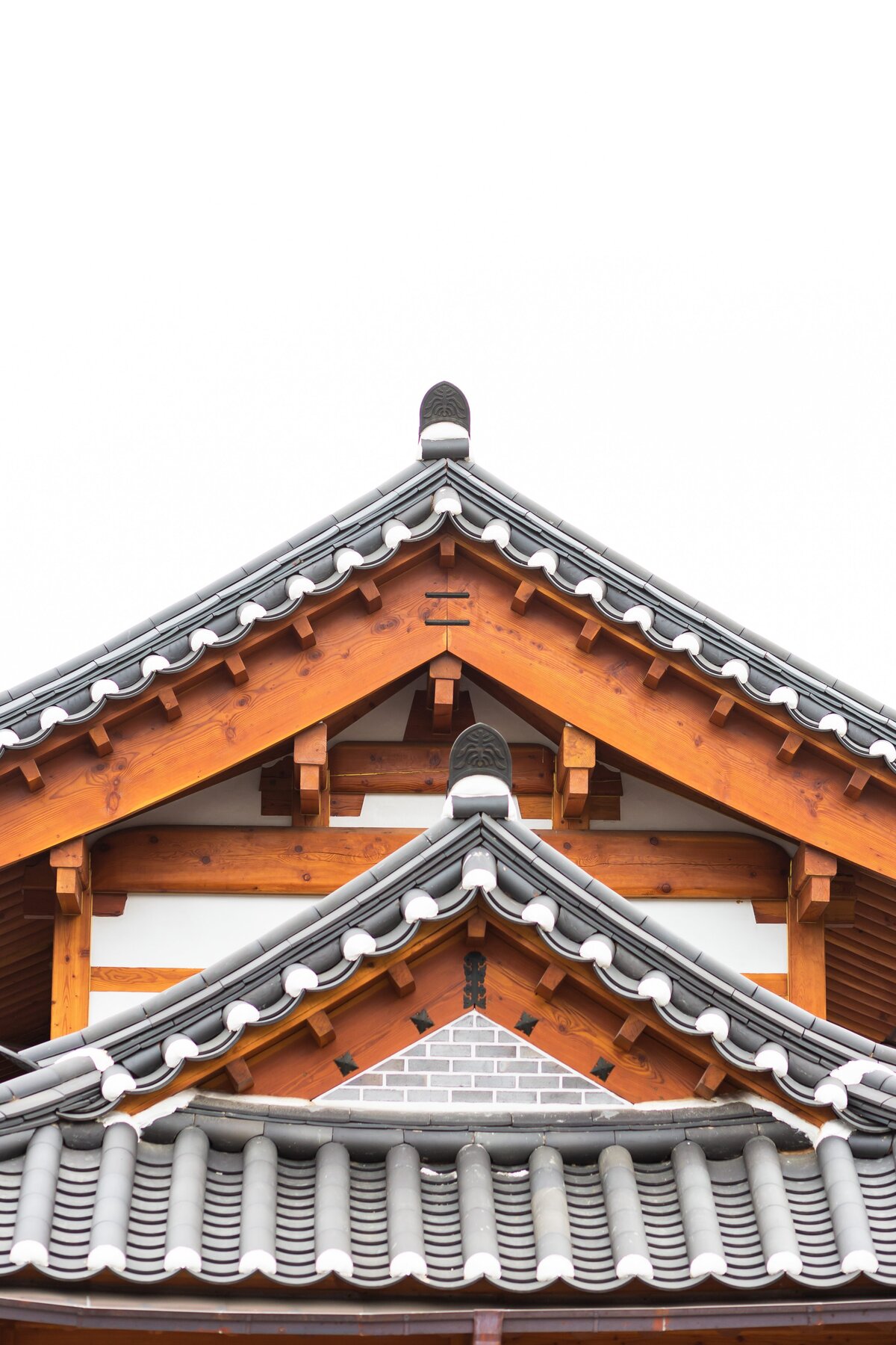 Seoul-South-Korea-Bridal-Engagement-Shoot-Eunpyeong-Village-Hanok-0013