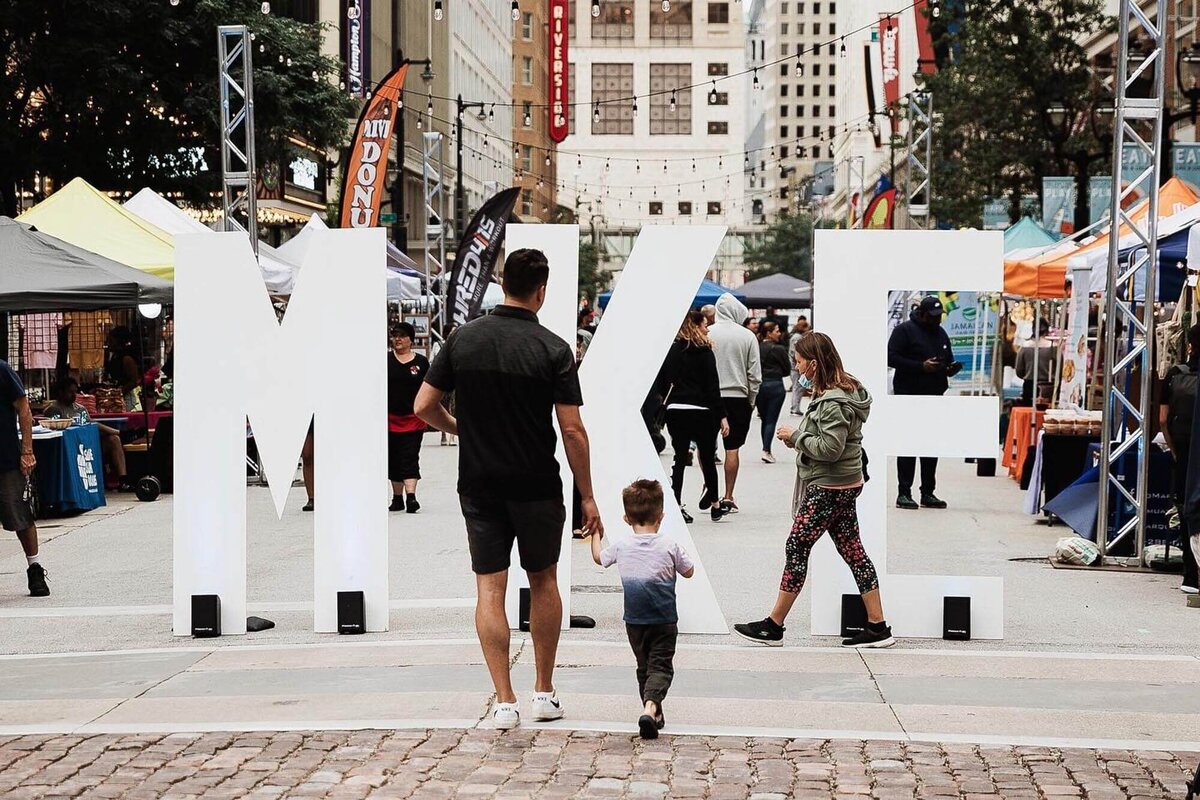 MKE-letters-custom-fabrication-events-by-design