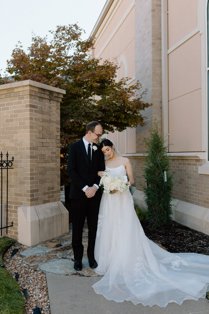 Tulsa wedding, wedding, elopement, classic, elegant, colorful, documentary, romantic, couple