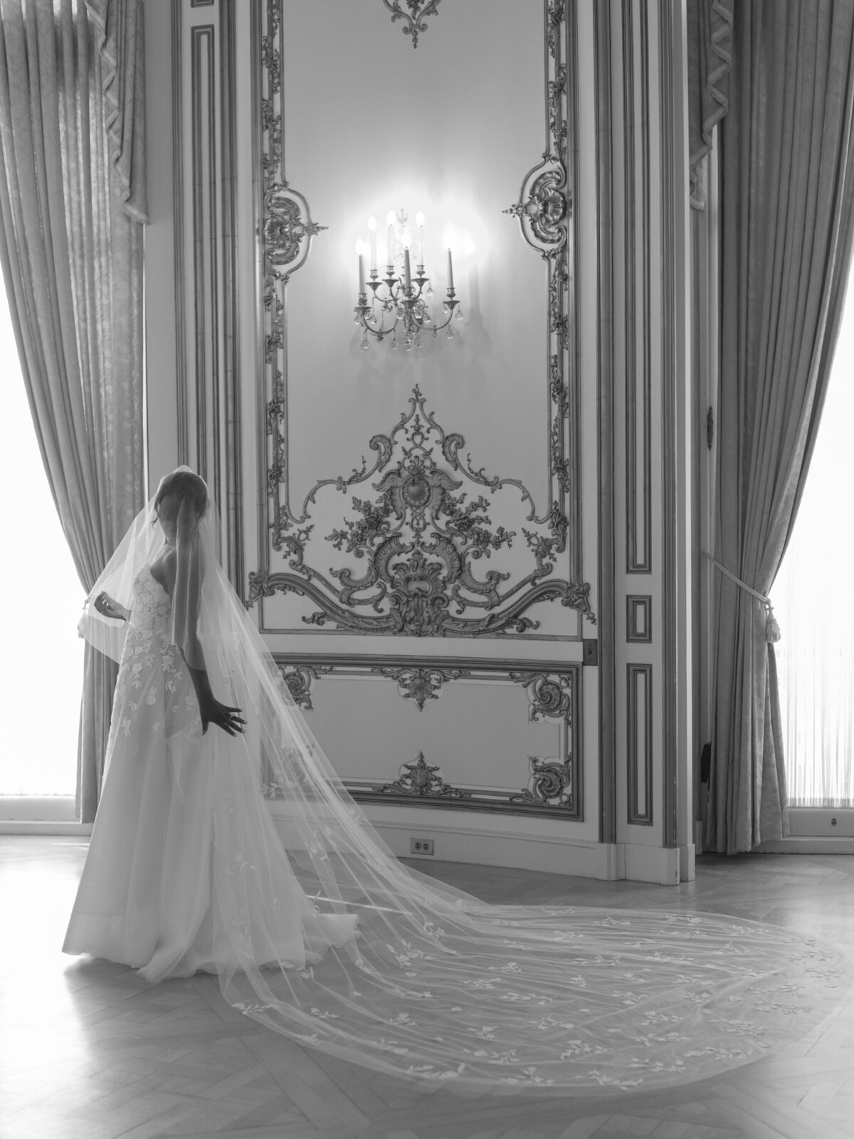 perry-belmont-house-wedding-european-DC-bridal-portait-session