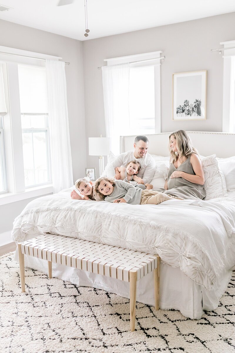 Mount-Pleasant-Maternity-Session-In-Home-Lifestyle_0014