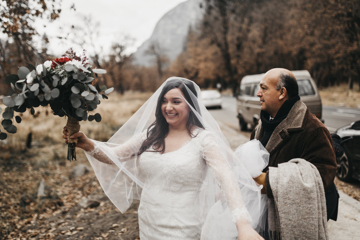 athena-and-camron-how-to-elope-in-yosemite-valley-ceremony7