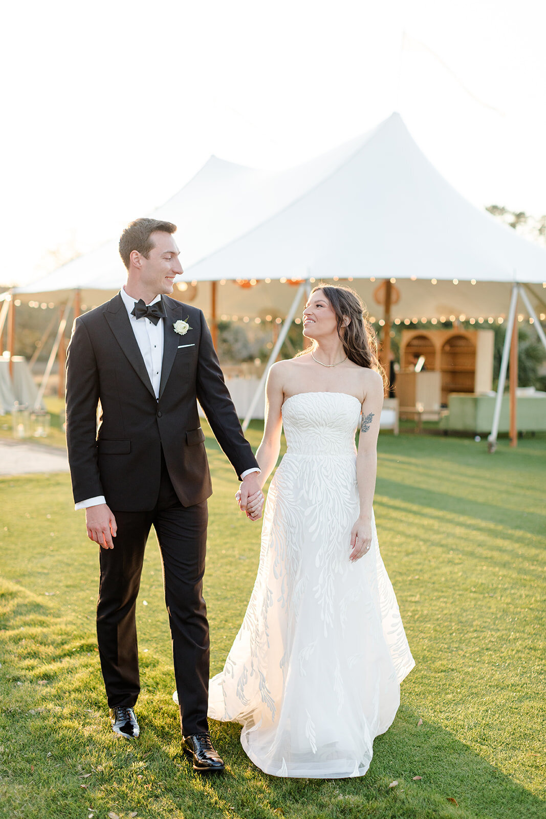 BrideandGroomDanielIslandClub7