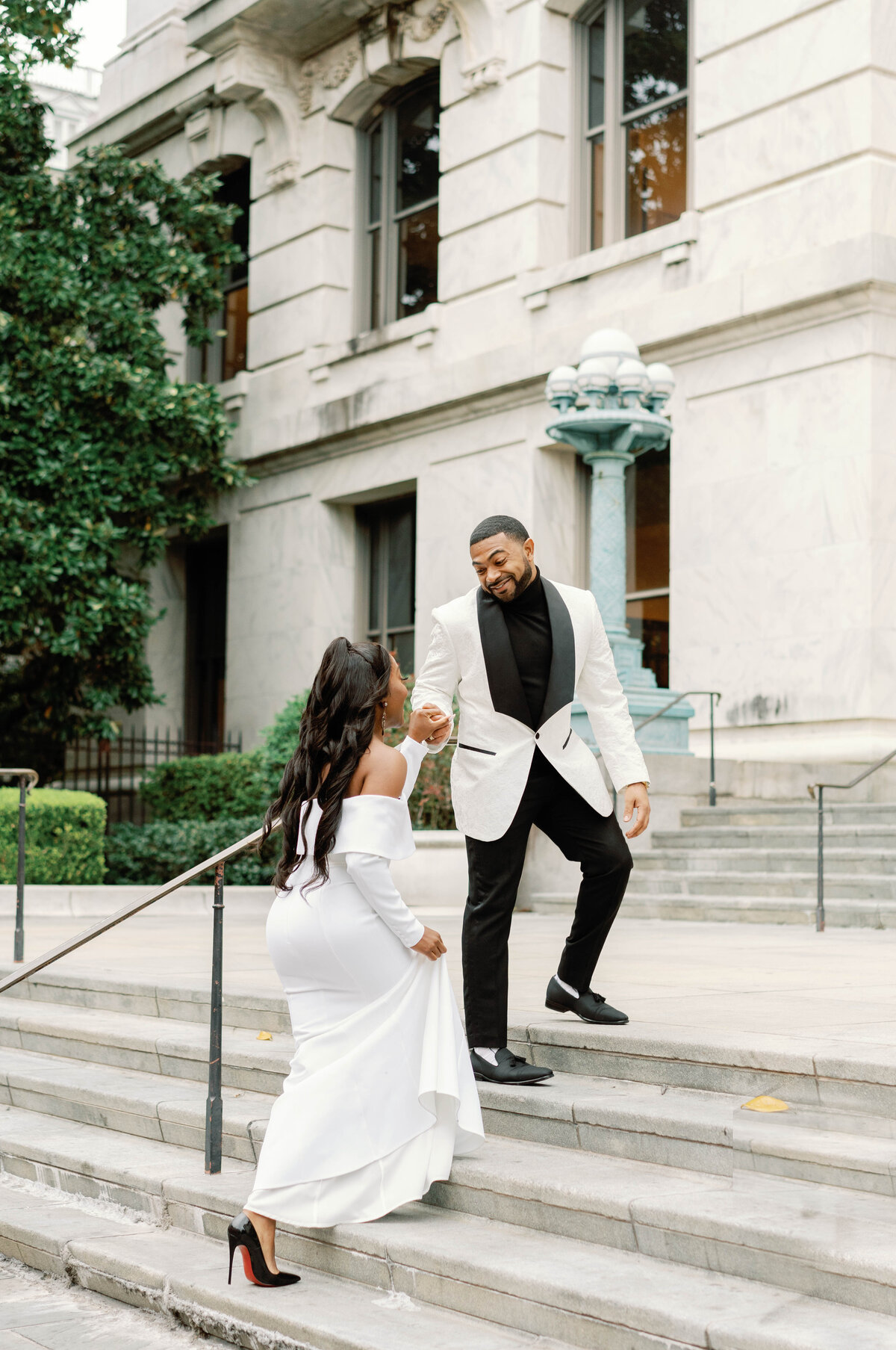 Ultra-Glam-New Orleans-French-Quarter-Engagement-Session-Photos-09398