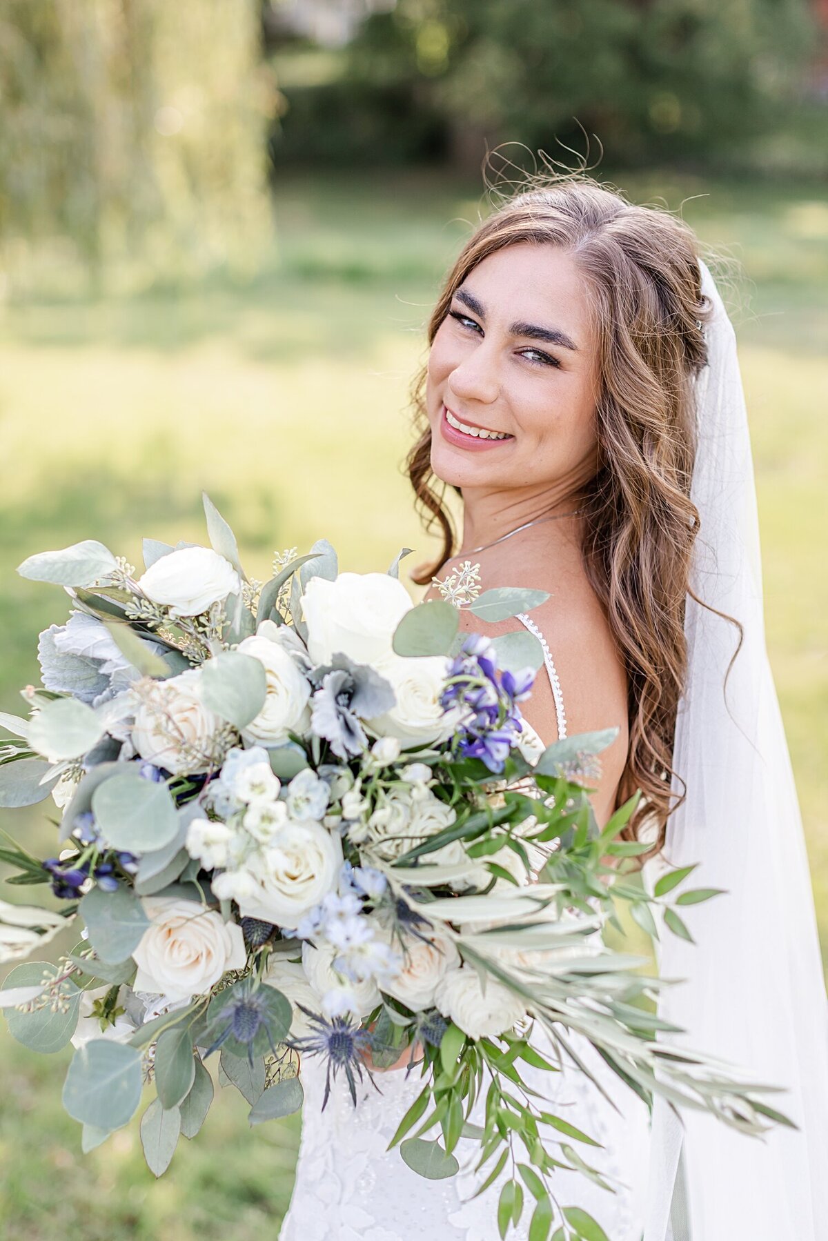 Shady-Elms-Farm-Pittsburgh-blue-green-wedding (38)