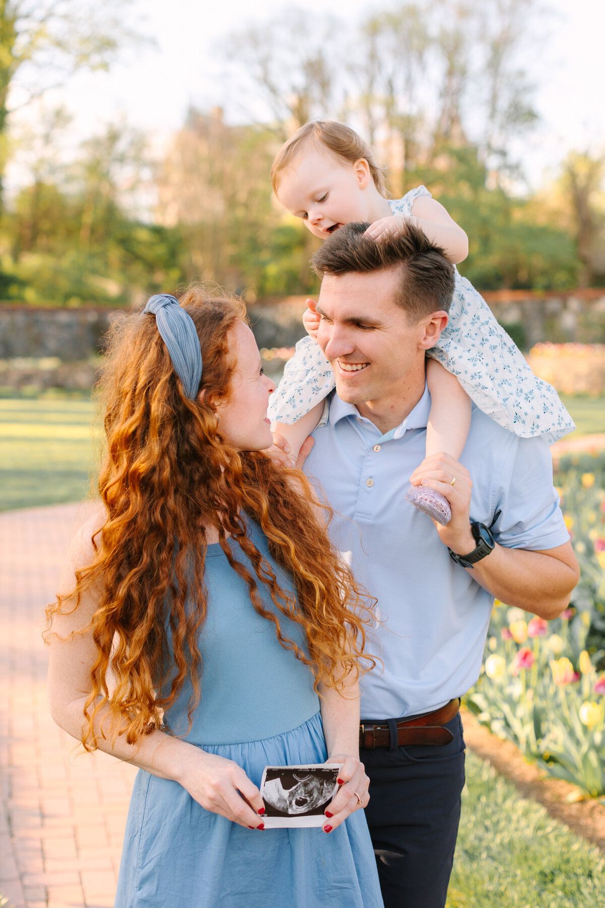 Pregnancy announcement photo session at the Biltmore Estate