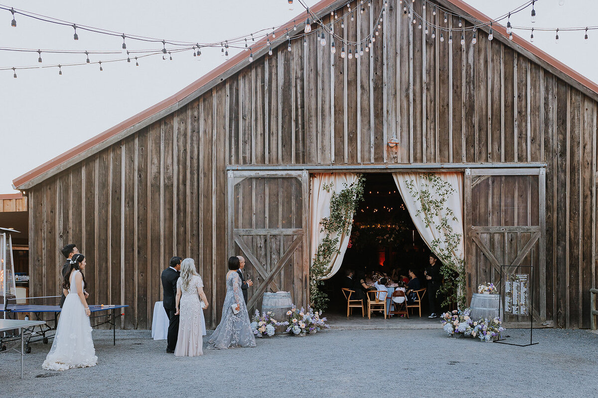 HeyHoneyPhoto_AI_W-1824