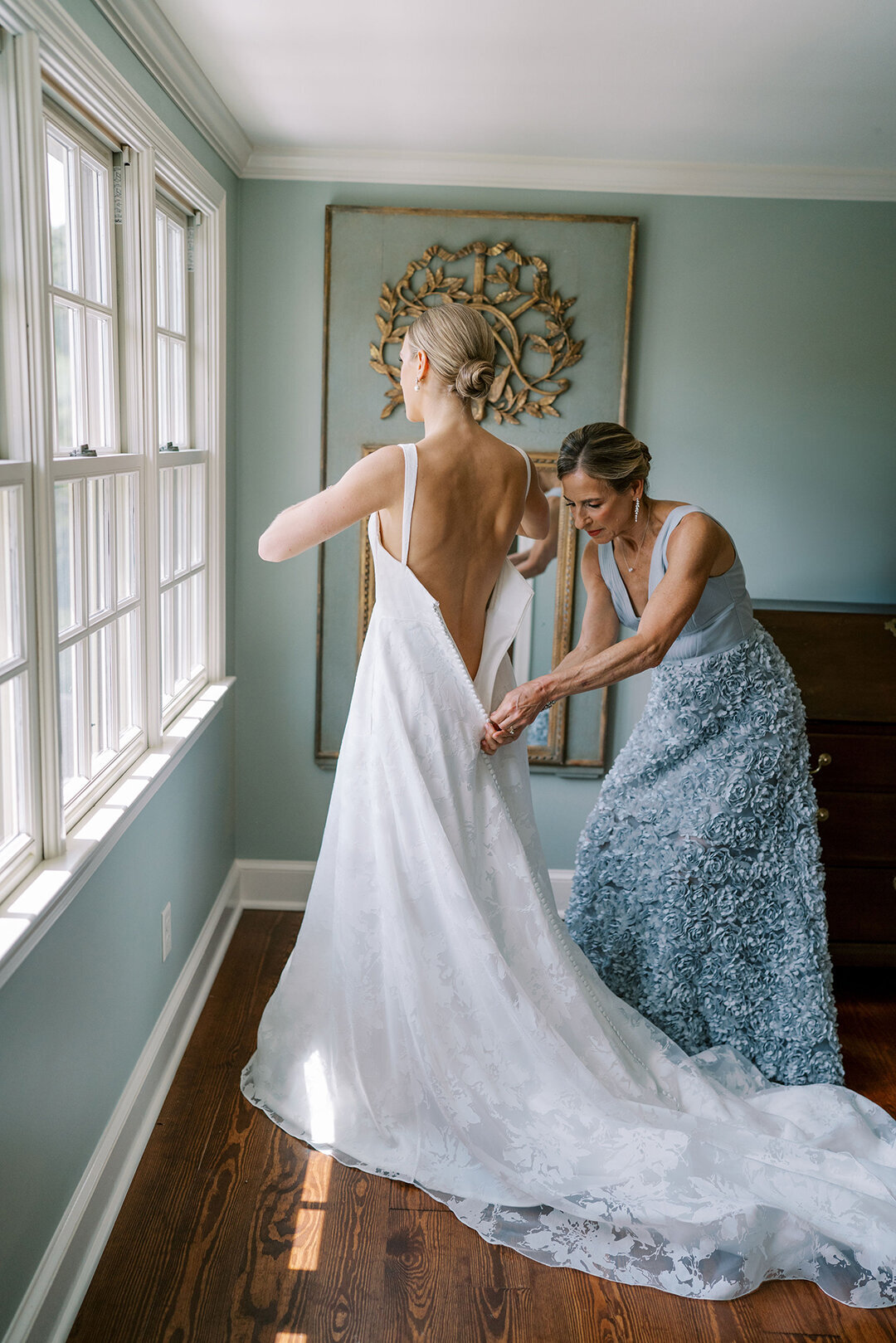 KathleenRob5-3-25GlenstoneGardenVA-VickiGraftonPhotography-45