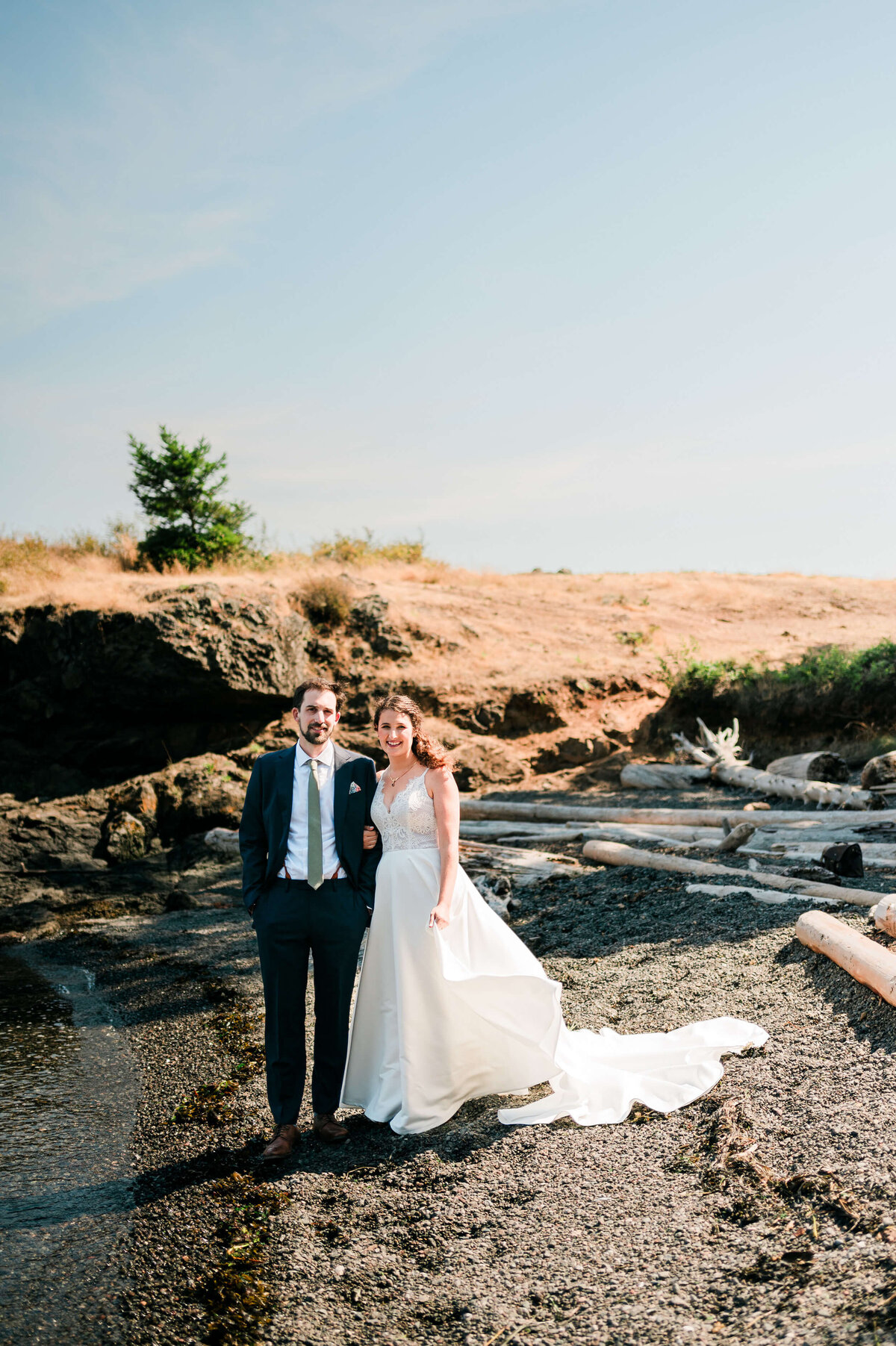 Couple at Lakedale resort Wedding
