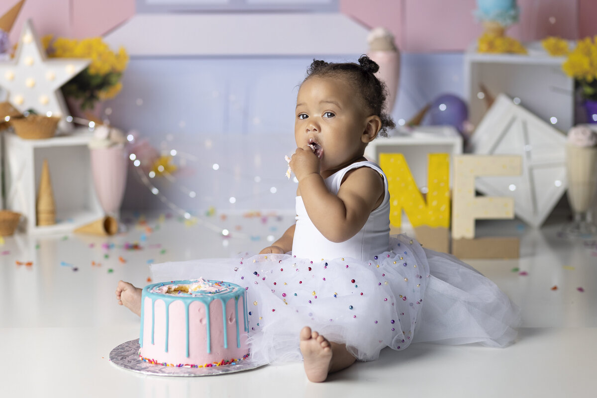 Hampton Georgia cake smash photographer, first birthday photographer in Atlanta, photography studio with props in jonesboro Georgia