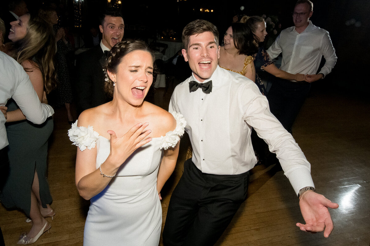 Ed and Aileen Photography Chicago Illinois Digital Film Wedding Engagement Photographers Destination Cafe Brauer50