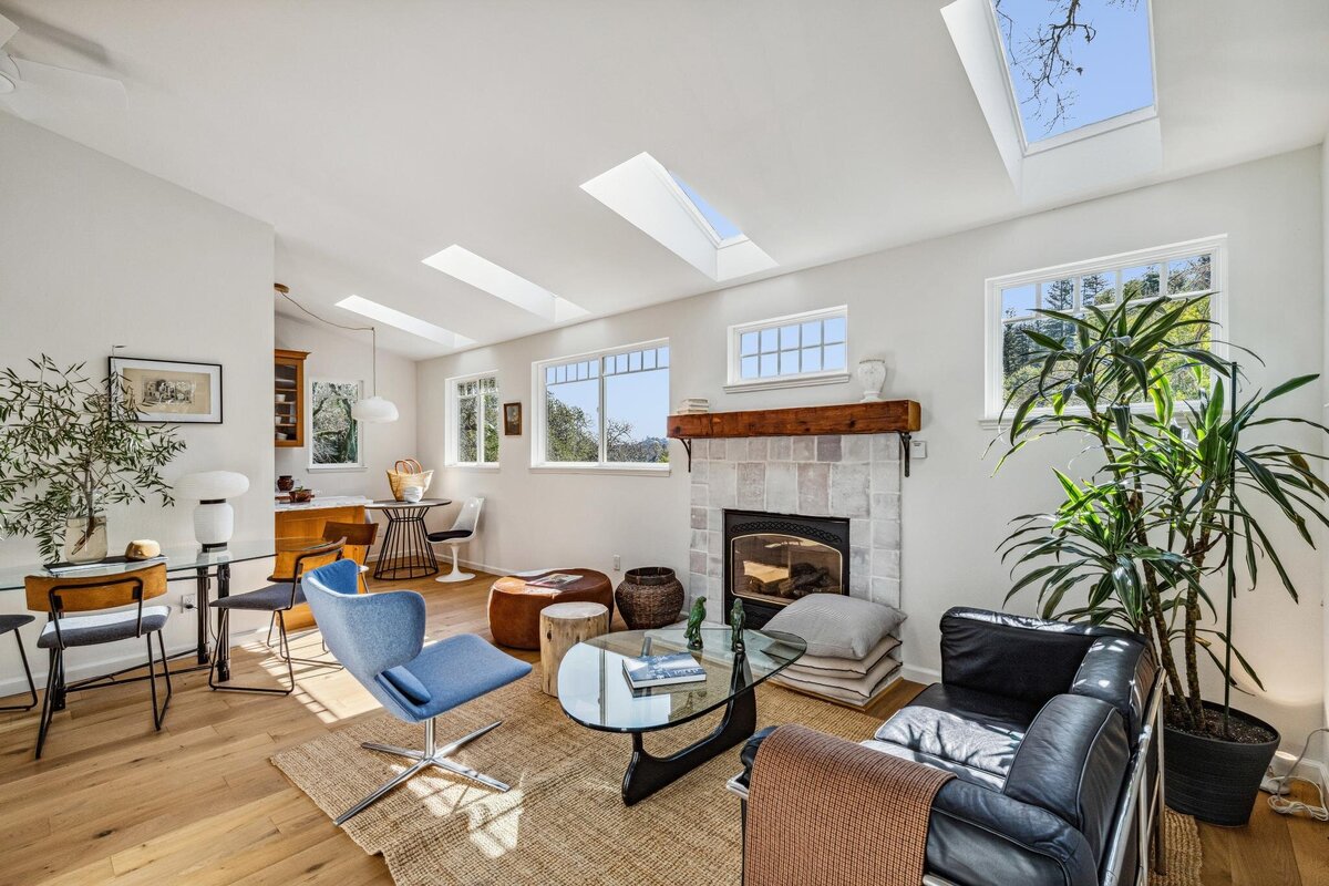 gorgeous-skylights-in-fairfax-cottage-for-sale
