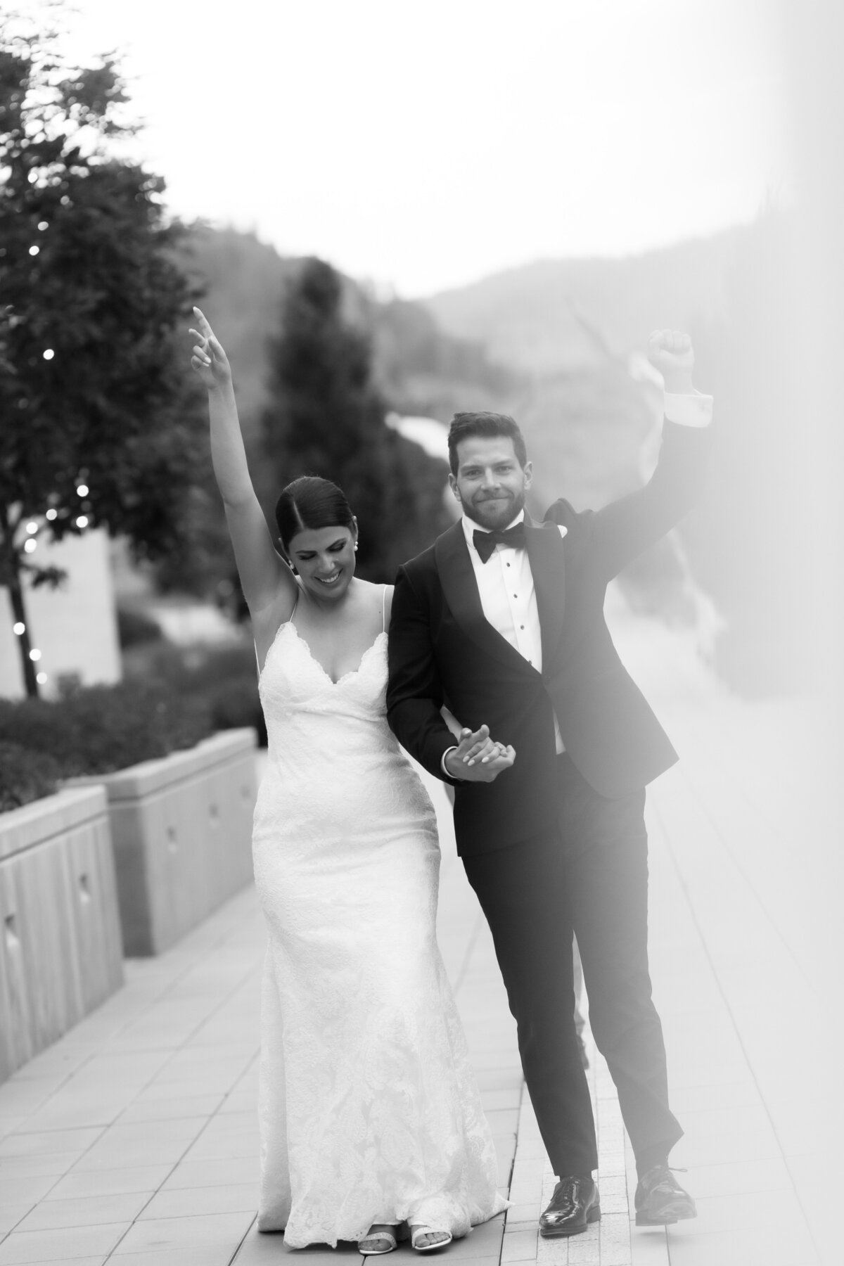 MeghanHemstra-Romantic-Hatley-Castle-Wedding-200