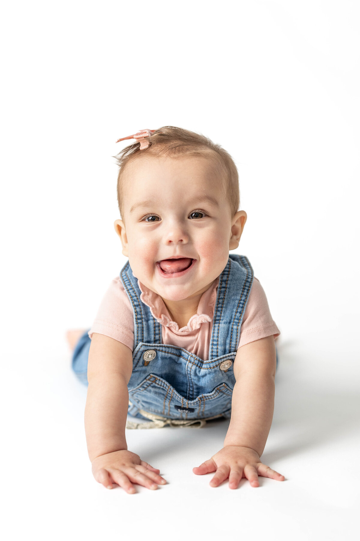 Infant portrait in modern setting