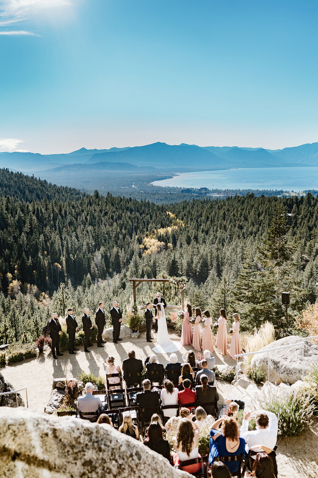 tahoe-blue-estate-wedding-02