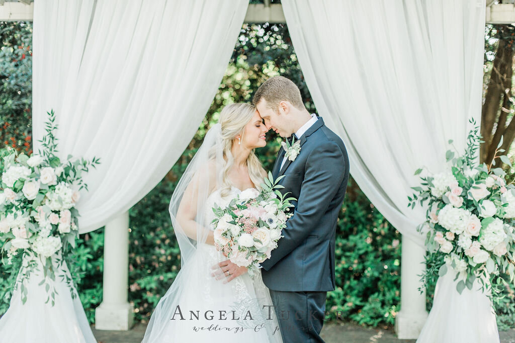 PhotographybyAngelaTucker-RosedalePlantationWedding-Melissa&Matt-SneakPeeks031