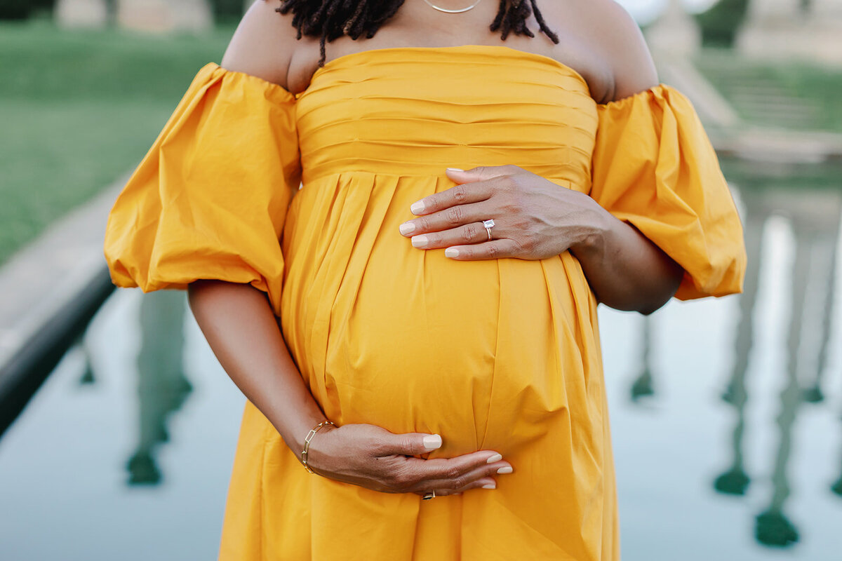 Dana and David_Maternity_321_websize