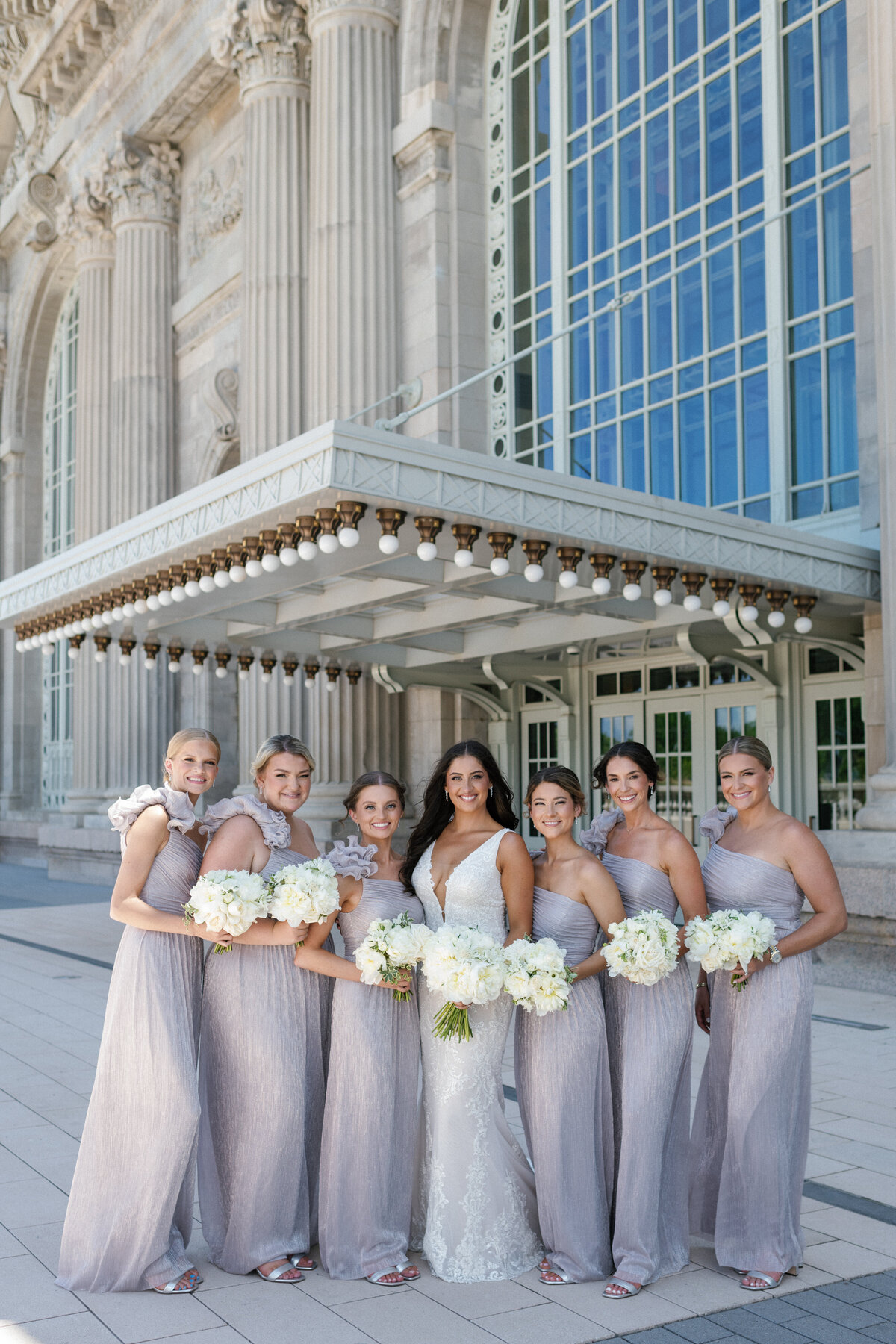 book-tower-detroit-luxury-wedding-photo-43