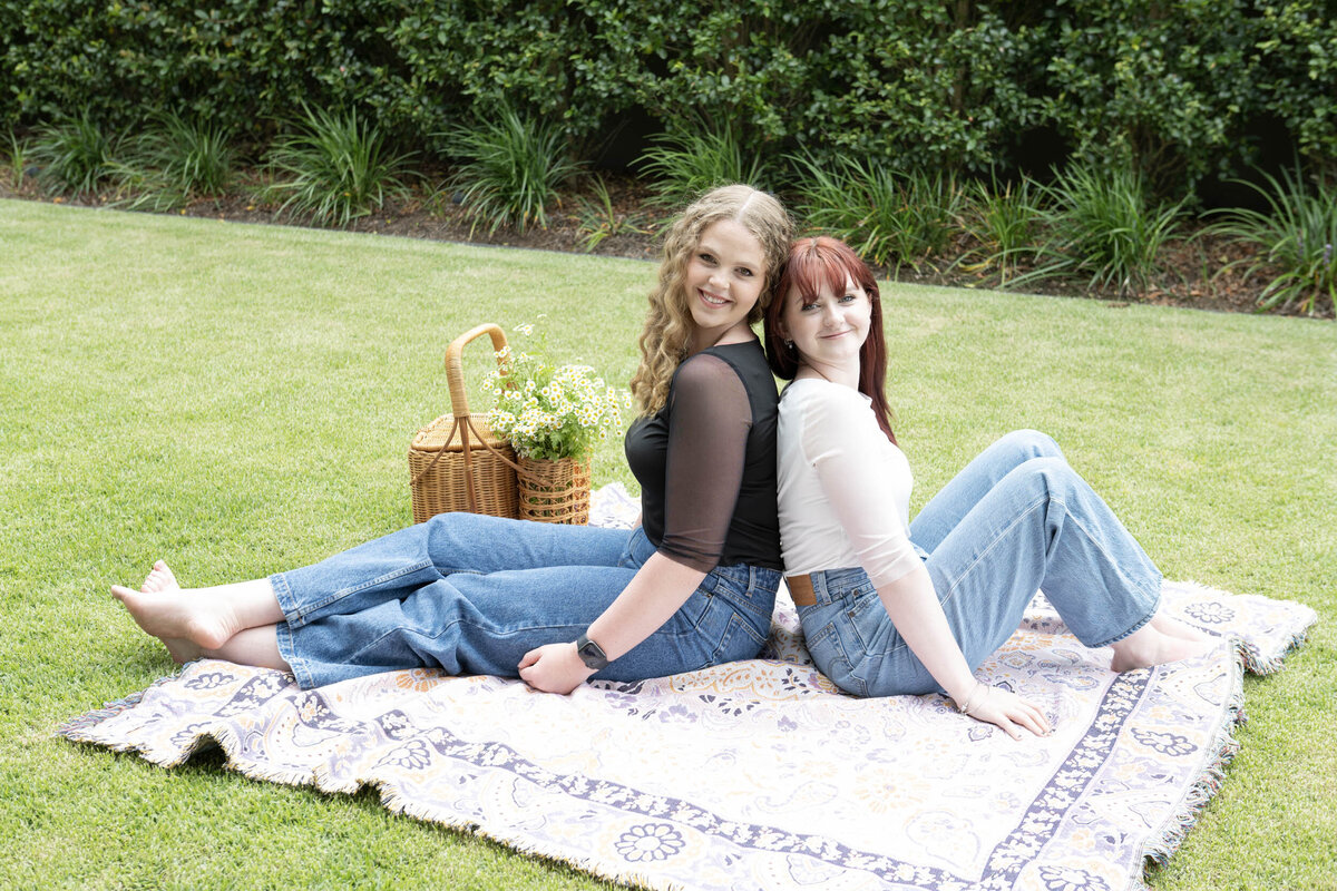 22001_L&B2_LEESA MULHALL_TILLY & INDI_MESH TOPS -5_WEB_05