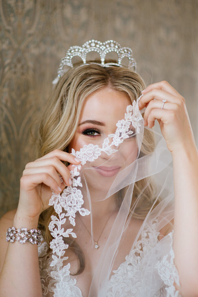 M2S Photography, timeless and elegant wedding photographer in Calgary, Alberta. Featured on the Bronte Bride Vendor Guide.