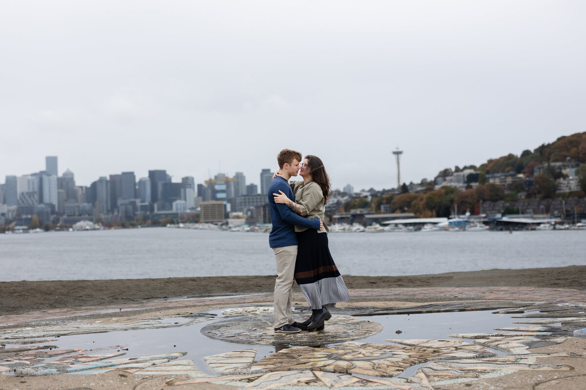 Surprise Seattle wedding Proposal, engagement photography Gas Works Park- 16