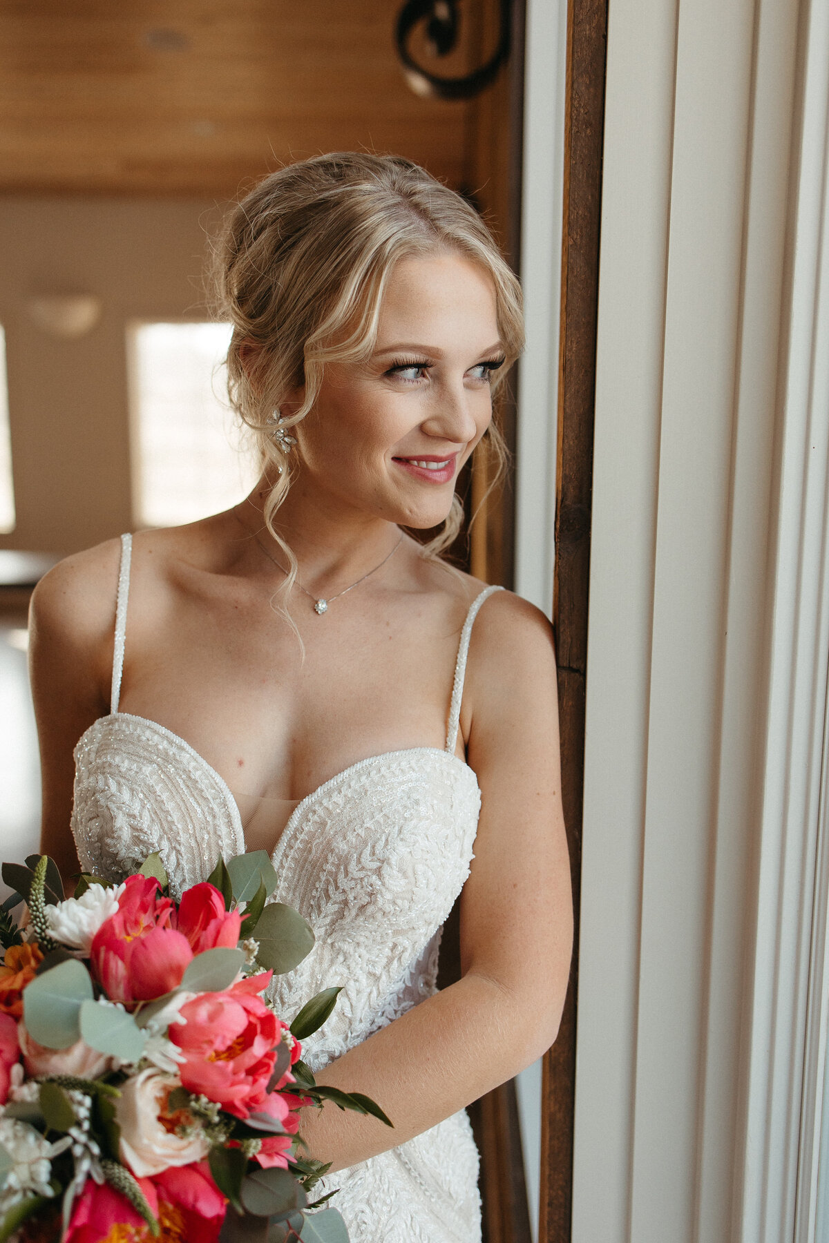 La-bonne-vie-bridal-session-texas-wedding-photographer-leah-thomason-6