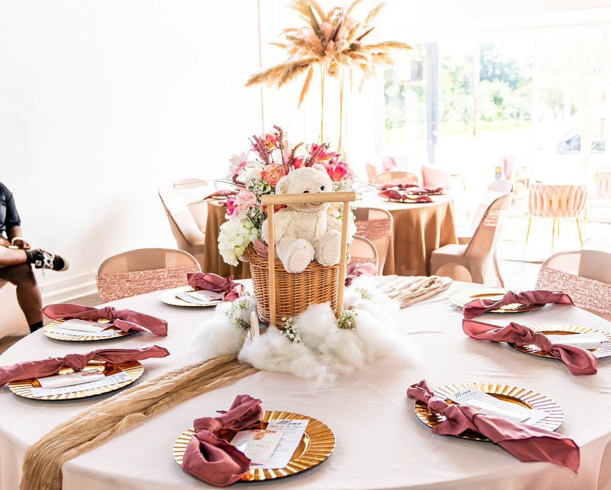 Taure'lle & Fazion Decor-5