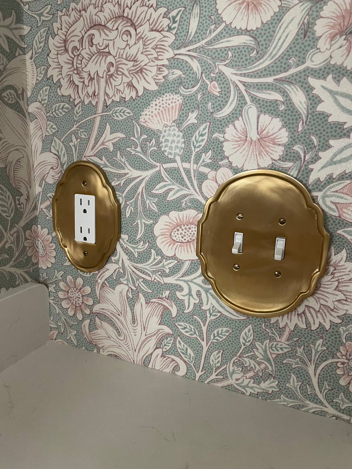 dusti j design gold light panels