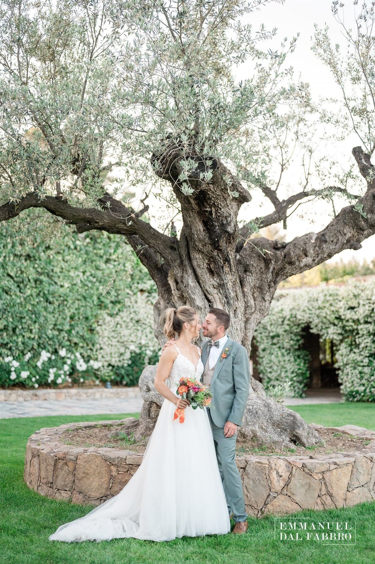 Wed-Love-Provence-wedding-couple-Fanny-Anthony-3