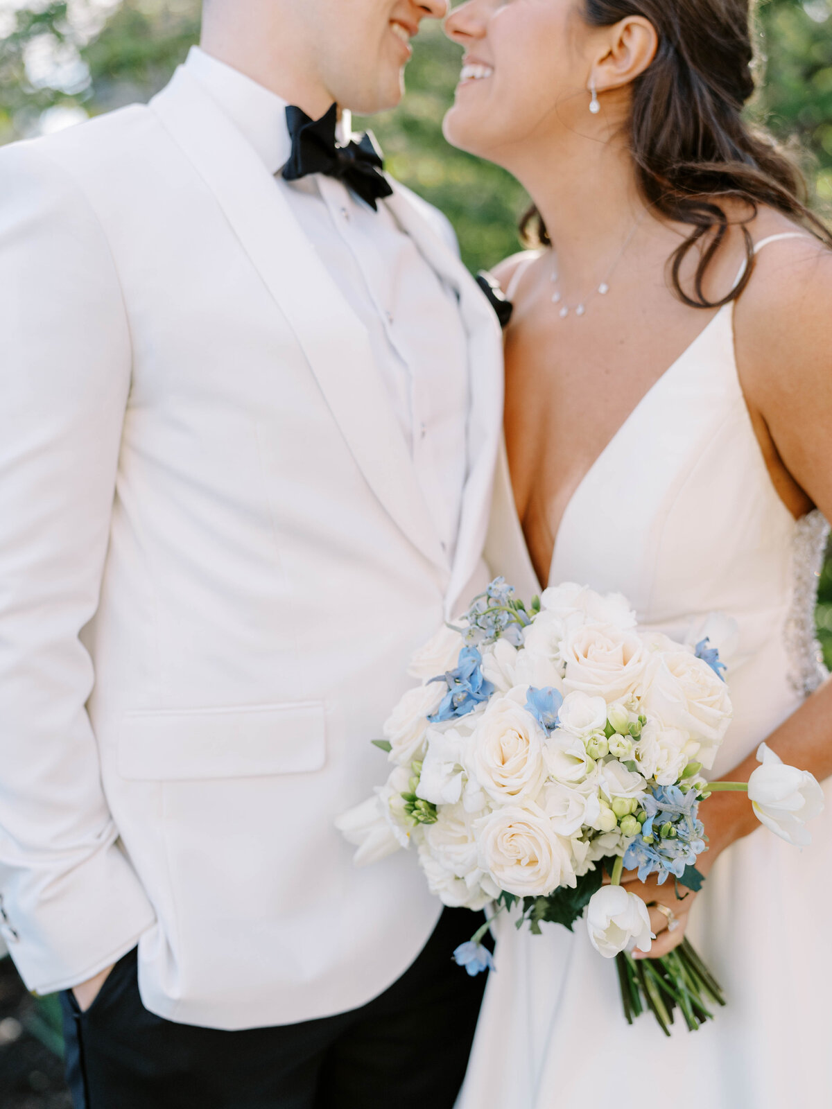 cairnwood-estate-spring-wedding-philadelphia-photographer-Bride-Groom_051