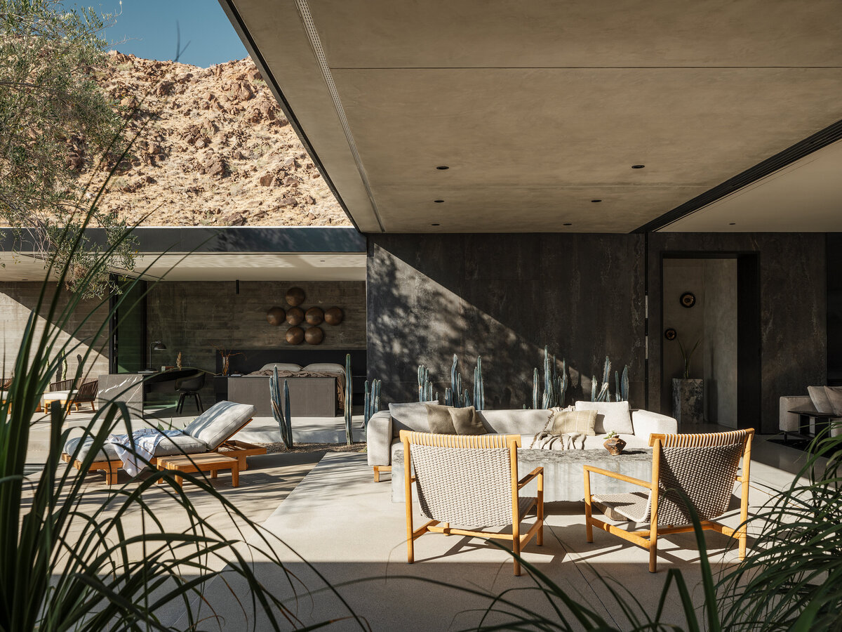 Palm Springs architect designed indoor outdoor living area in Desert Palisades.