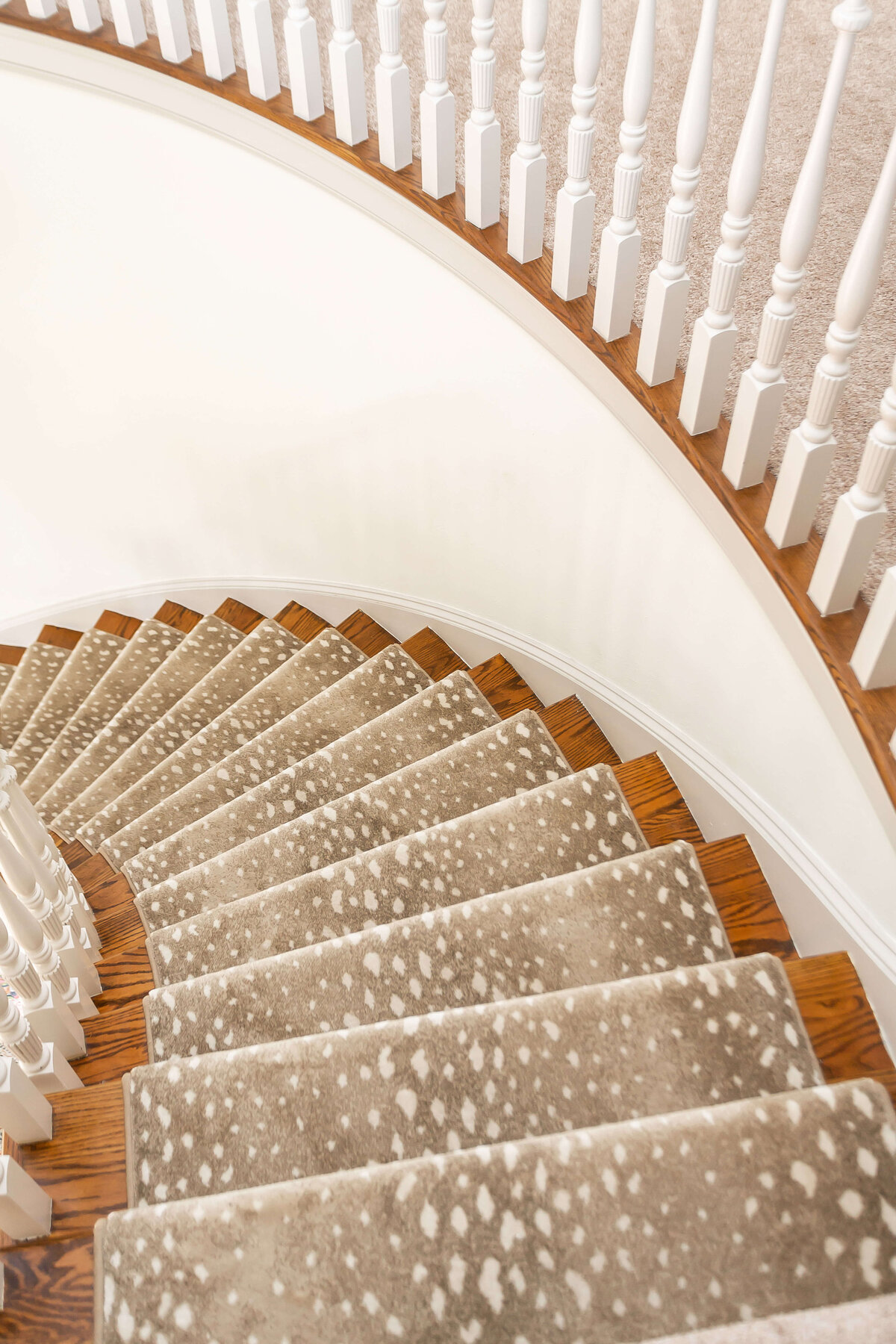 sweet southern home post project carpeted stairs