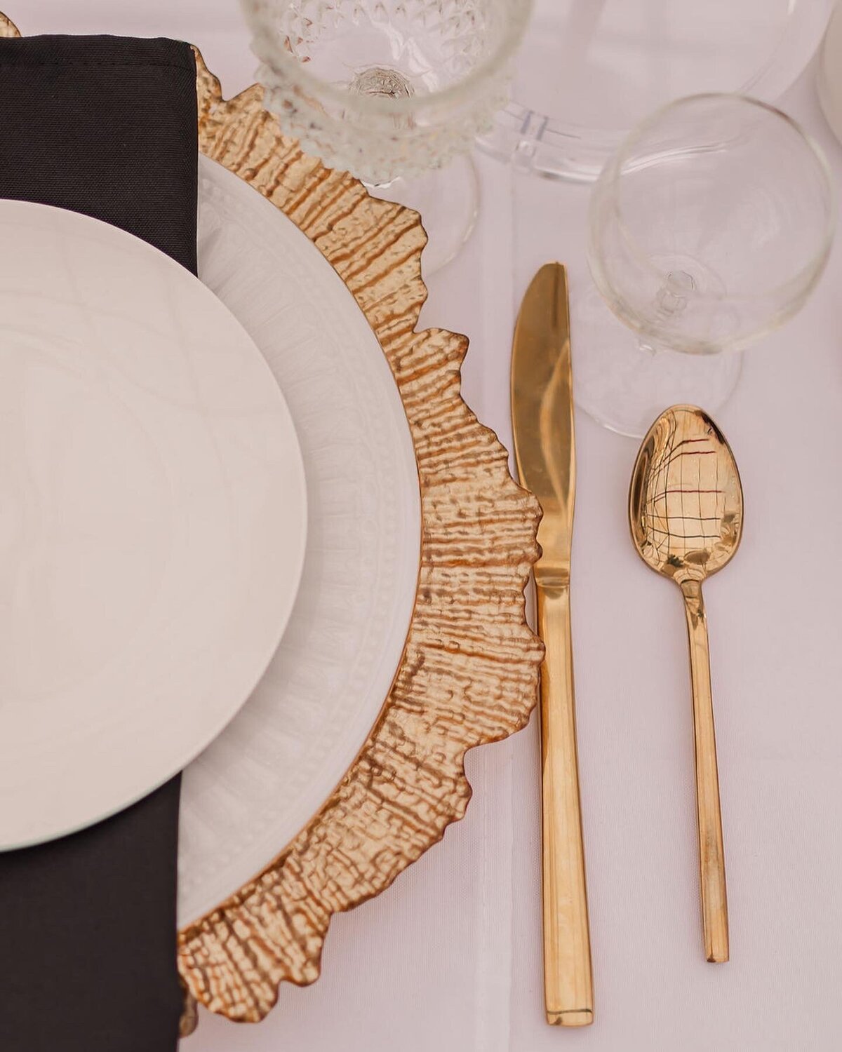 Gilded-Glamour-Wedding-Chattanoooga-Wedding-and-Event-Planner-Wild-Magnolia-Events-and-Design-3