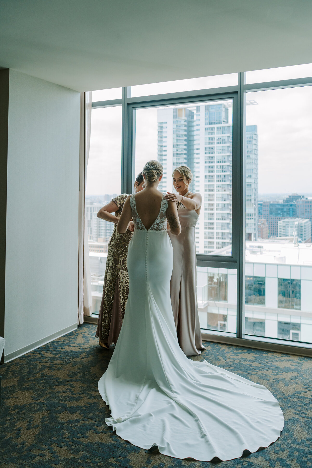 Chicago Wedding Photographer