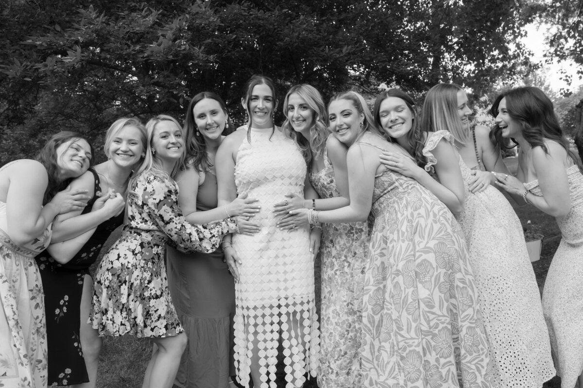 bride-and-friend-group-on-wedding-day