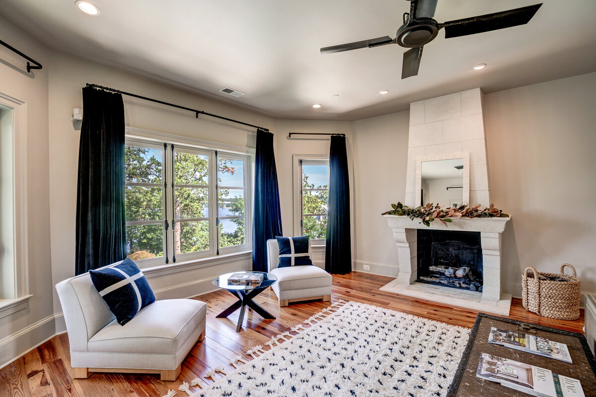 225 wardour dr_0032