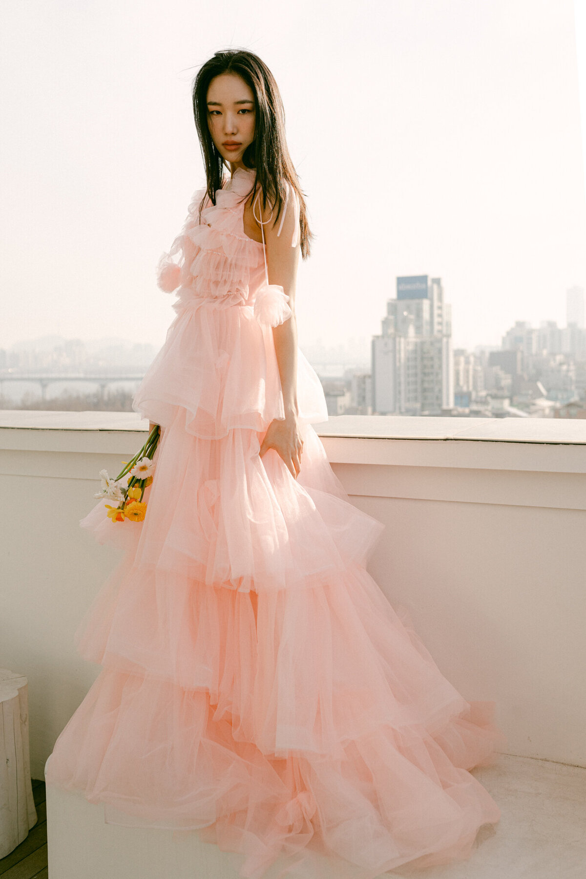 Step into a world of timeless elegance with this exclusive editorial collaboration featuring Ruby Jane Gowns, renowned for their luxury craftsmanship and commitment to sustainable fashion. Captured in Seoul, South Korea by the internationally acclaimed Michael Asmussen Photography, this shoot showcases the ethereal beauty of world-renowned model Kiju Kim, draped in exquisite linen, cotton, and custom-tailored fabrics. Designed for galas, weddings, luxury events, and editorial campaigns, these gowns bring a refined yet modern sensibility to the world of couture. Whether for ready-to-wear collections, custom tailoring, or high-fashion rentals, Ruby Jane Gowns epitomizes sophistication and sustainability. Discover the artistry behind this shoot and elevate your brand with Michael Asmussen Photography, where fashion meets editorial excellence.  세련된 우아함이 돋보이는 에디토리얼 촬영을 만나보세요. Ruby Jane Gowns의 럭셔리한 장인정신과 지속 가능한 패션 철학을 담아, 세계적으로 유명한 모델 **기주 김(Kiju Kim)**과 함께한 이번 촬영은 Michael Asmussen Photography의 감각적인 연출로 서울, 한국에서 진행되었습니다. 고급 린넨, 코튼, 맞춤 제작 원단이 조화를 이루는 이 컬렉션은 갈라, 웨딩, 럭셔리 이벤트 및 에디토리얼 캠페인을 위한 완벽한 선택입니다. 레디 투 웨어, 맞춤 제작 및 하이엔드 촬영 렌탈을 통해 Ruby Jane Gowns는 고급스럽고 지속 가능한 패션을 선보입니다. 이번 작품의 예술성을 경험하고, Michael Asmussen Photography와 함께 브랜드의 품격을 한 차원 높여보세요.