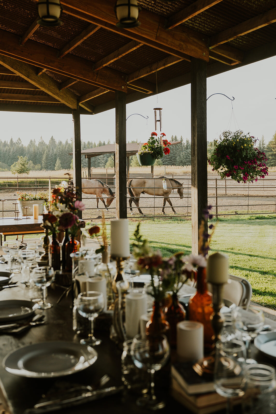 presley-gray-luxury-western-montana-wedding-7817