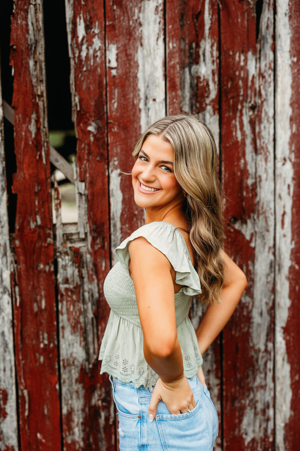 barn senior pictures, ohio senior photographer