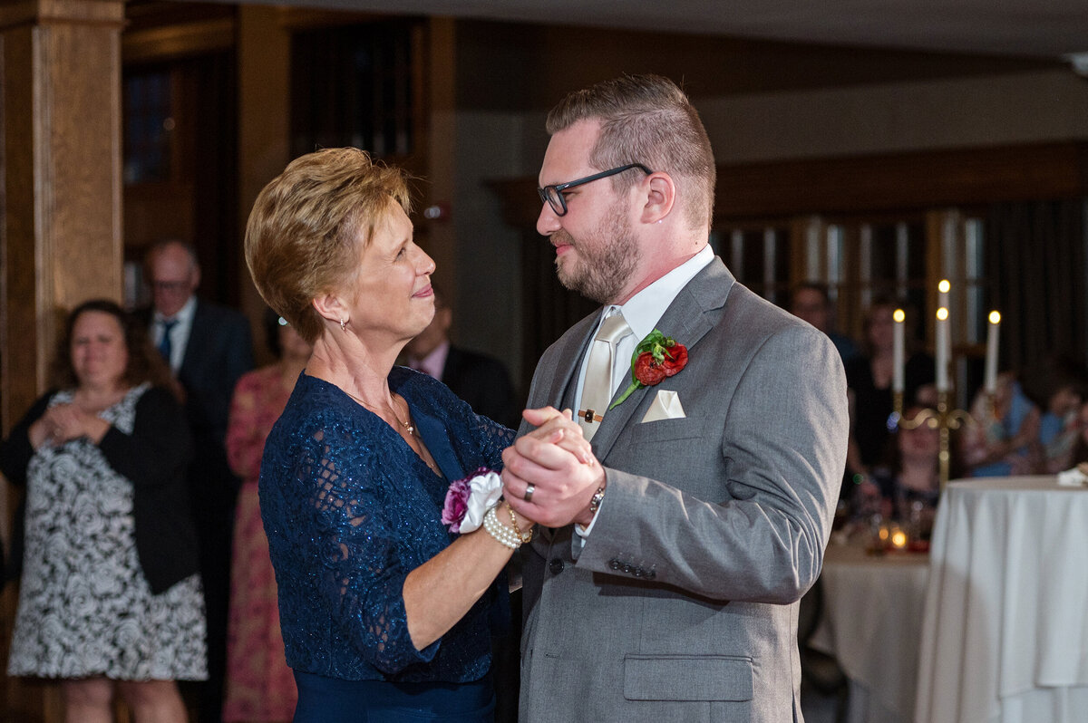 Wedding-Photographer-in-Michigan-187