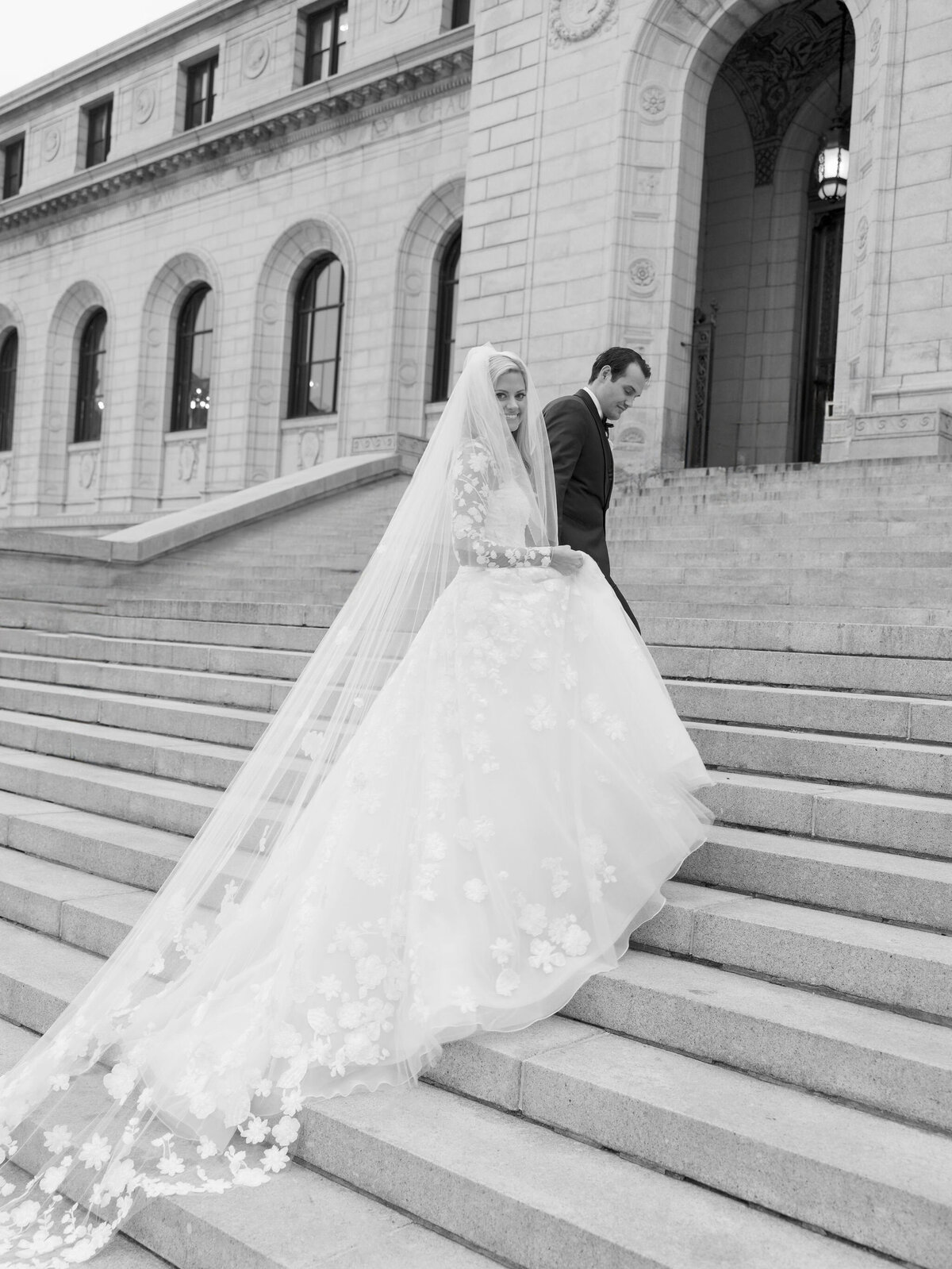 sarahharvey_ditostoweddingpreview414540