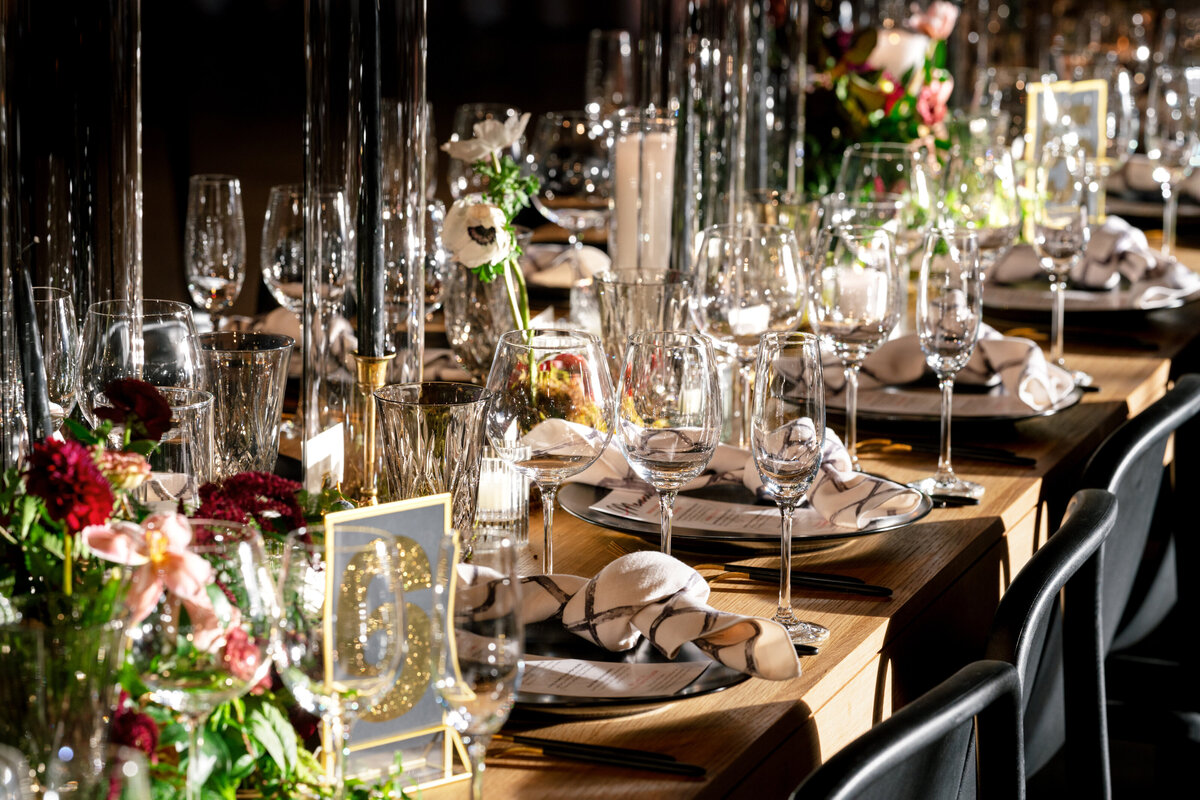 Berlez-Aspen-Avenue-Chicago-Wedding-Photographer- Clementine-Events-Thistle-&-Plume-Shannon-O’Brien-Makeup-Daniela-Kosta-Beauty-Sarabande-The-Robey-Vogue-Magazine-Editorial-Edgy-99