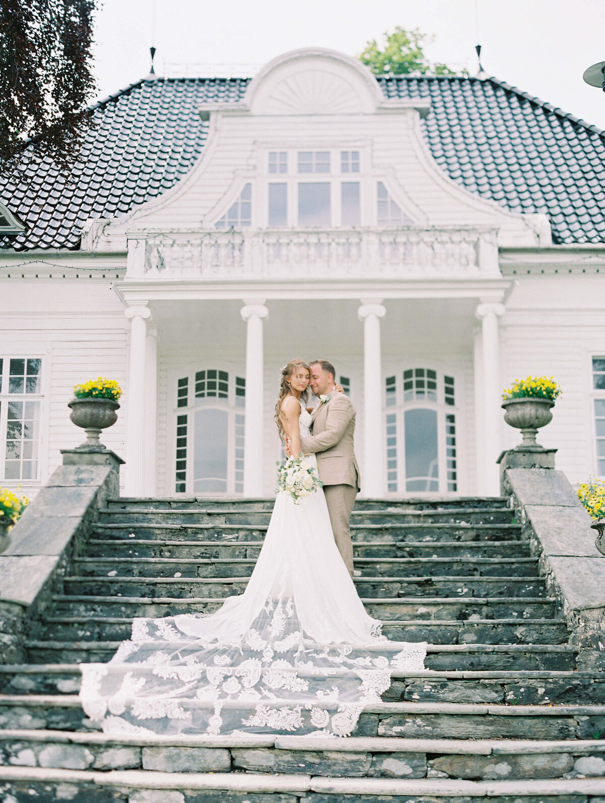 Lisa-Leanne-Photography_Bergen-Norway-Wedding_International-Wedding-Photographer_Destination-Wedding-Photographer_40