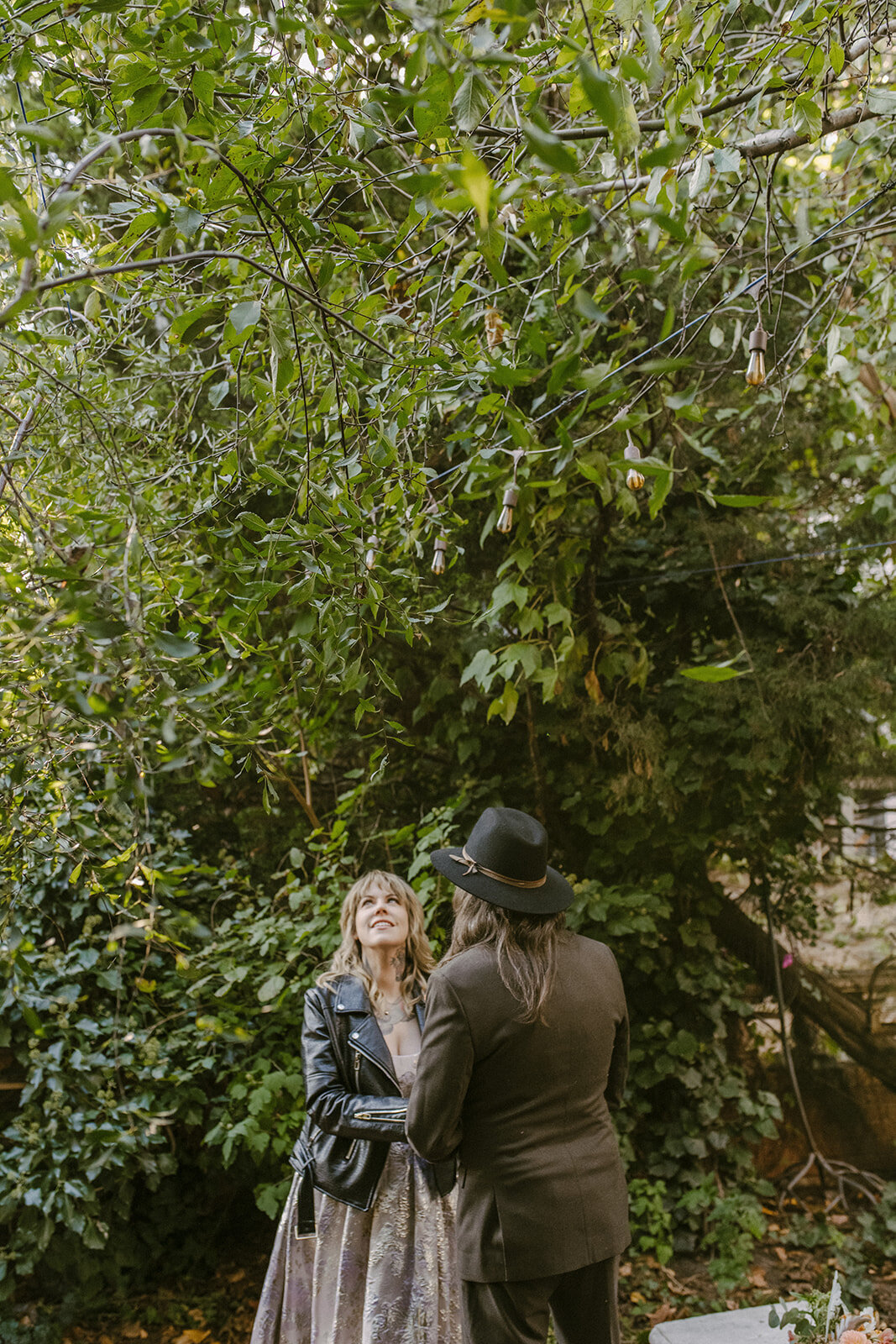toronto-city-elopement-darling-mansion-wedding-photogrphy-intimate-modern-stylish-2515