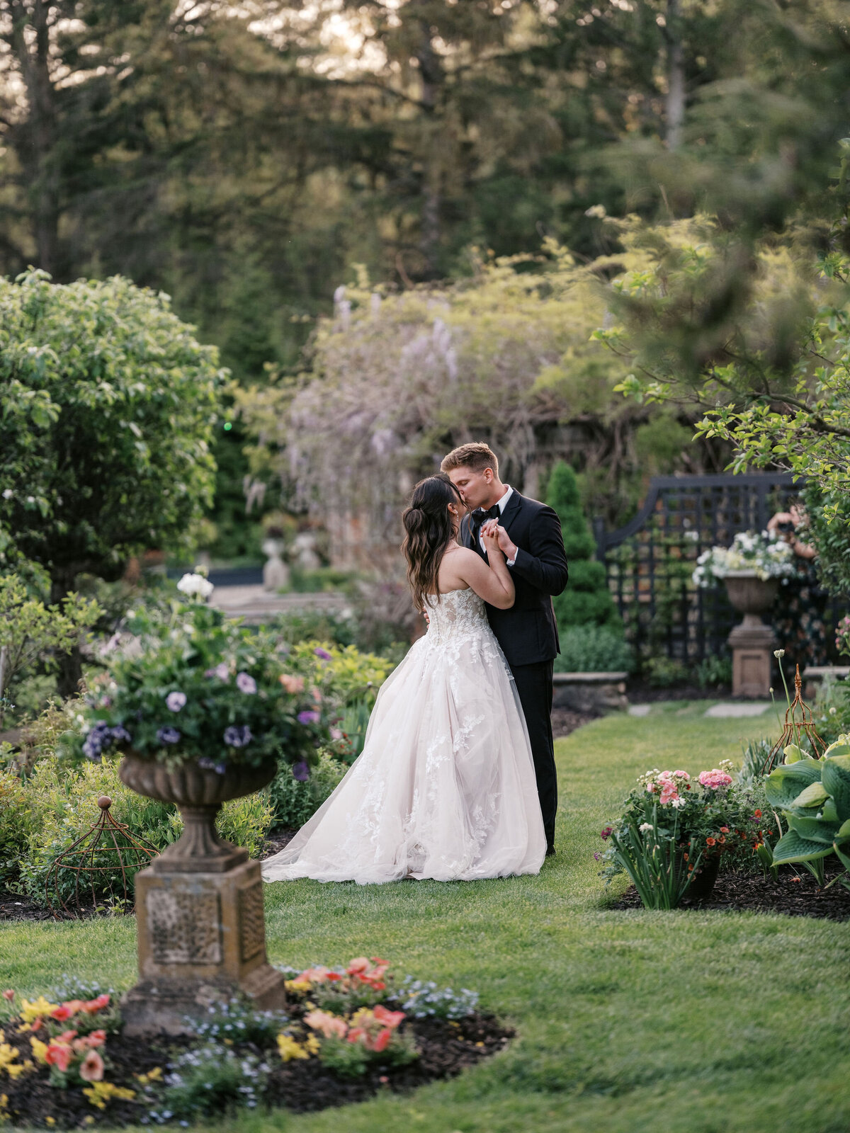Maria + Grant + Truvision Studios 192