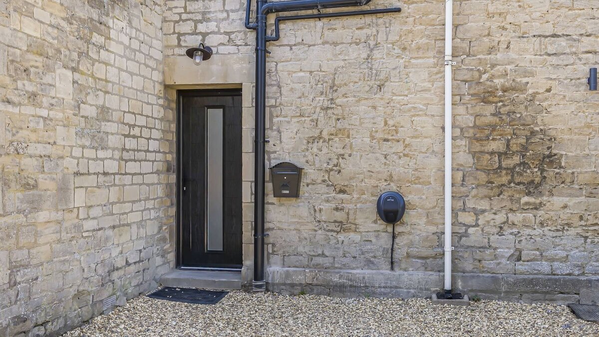 Front 1