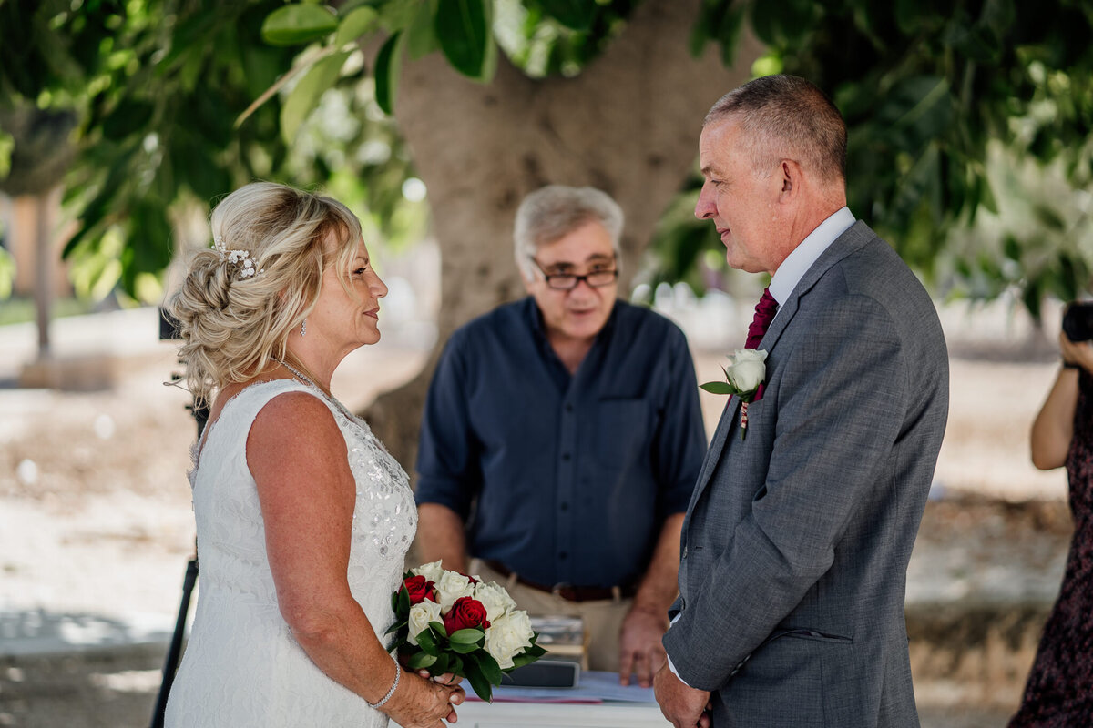 20-09-28 - Carol & Brian FB-10